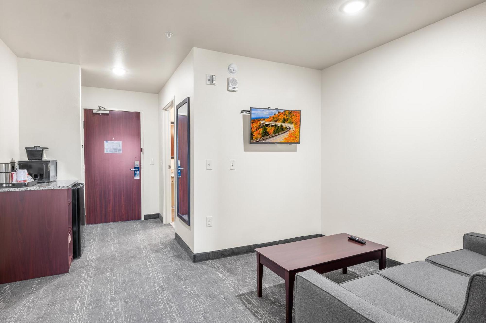 Cobblestone Hotel & Suites - Denmark Extérieur photo